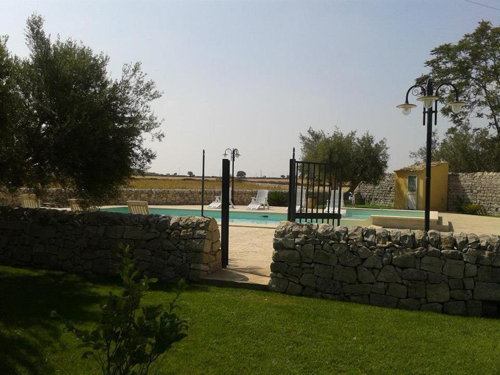 Oasi Di Cava Ispica Villa Pietre Nere San Zagaria Exterior foto