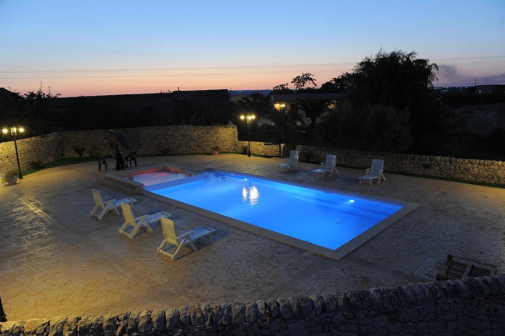 Oasi Di Cava Ispica Villa Pietre Nere San Zagaria Exterior foto