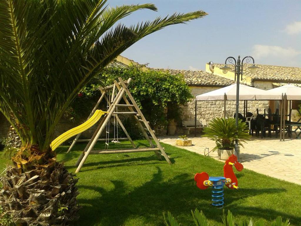 Oasi Di Cava Ispica Villa Pietre Nere San Zagaria Exterior foto