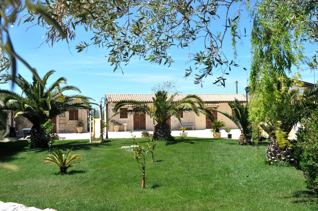 Oasi Di Cava Ispica Villa Pietre Nere San Zagaria Exterior foto
