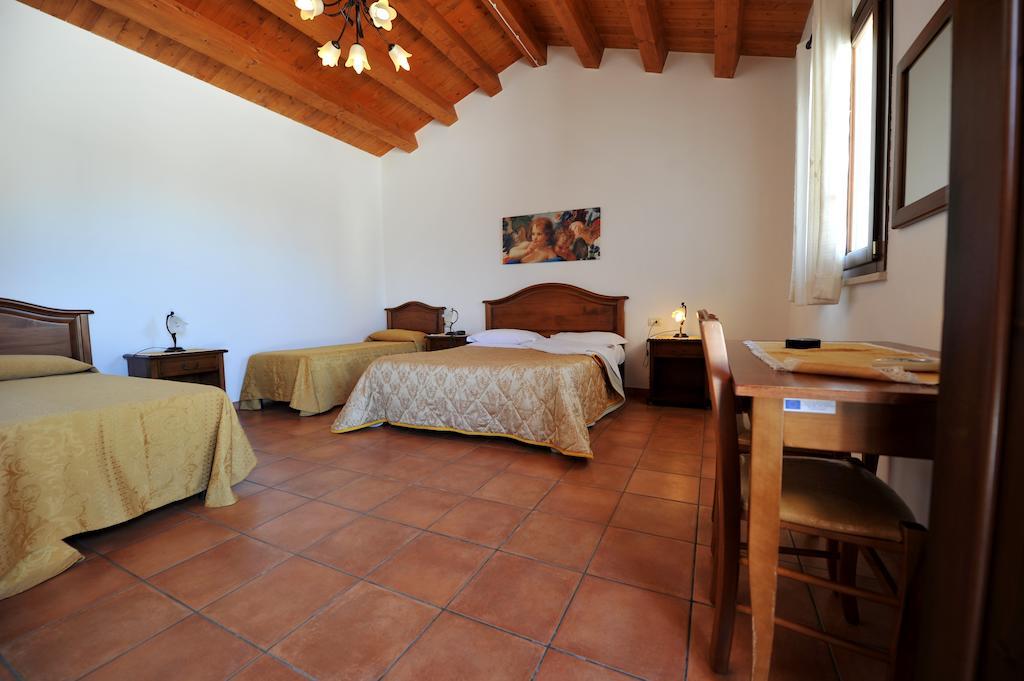 Oasi Di Cava Ispica Villa Pietre Nere San Zagaria Habitación foto